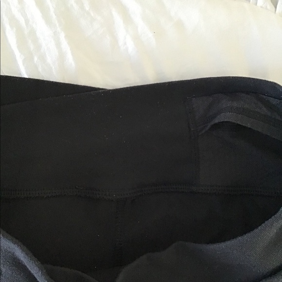 SOLD 🛑- LULULEMON Sz4 TIGHTS - Picture 5 of 7